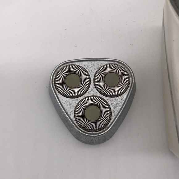 Vintage NORELCO Triple Header Electric Razor In Case Pop-up Trimmer SC-8130 - Picture 7 of 14